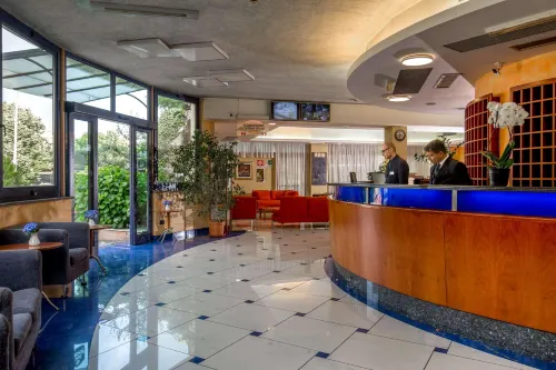 Best Western Blu Hotel Roma Public Areas Photos