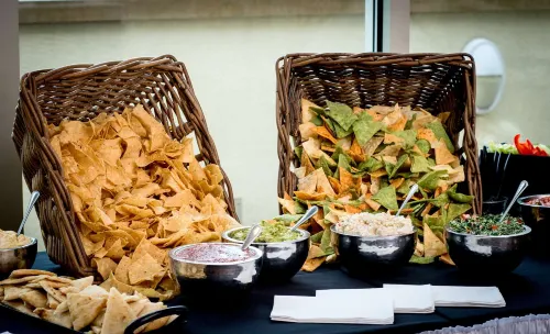 Best Western Plus the Inn at King of Prussia Dining Photos