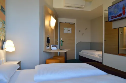 B&B HOTEL Köln-Messe Chambres Photos
