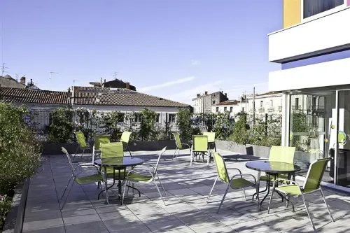 PRIVILEGE Hôtel Eurociel Centre Comédie À proximité de l'hôtel Photos