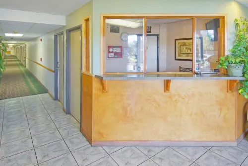 Americas Best Value Inn & Suites-East Espaces publics Photos