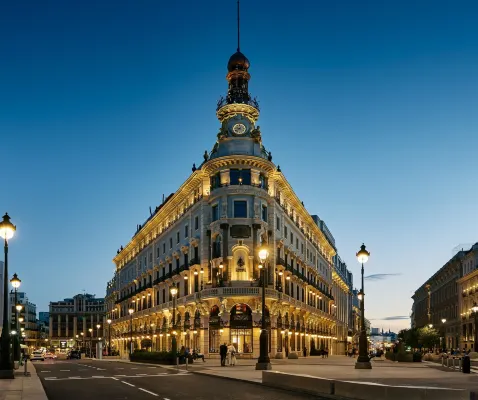 Four Seasons Hotel Madrid Da non perdere Photos