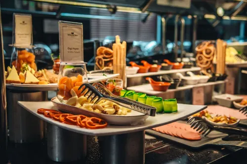 Wellborn Luxury Hotel Dining Photos