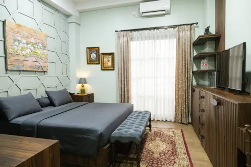Nonies Huis Cibubur Phòng Photos