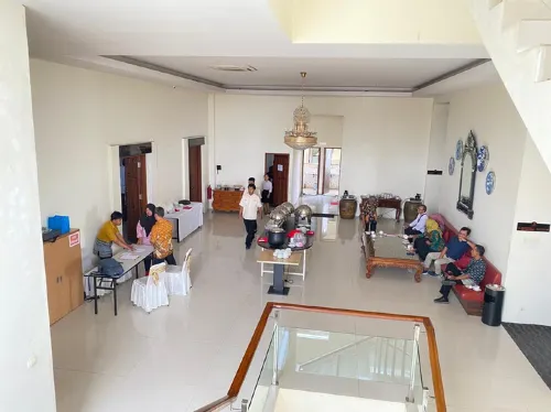 Hotel Safira Magelang Area Publik Photos
