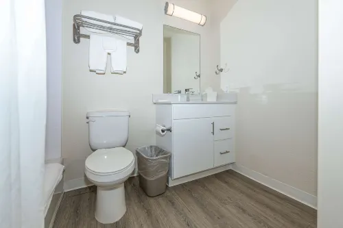 Soka Suites Dallas - Las Colinas Photos