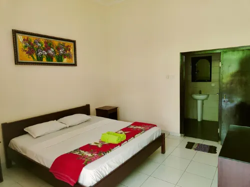 Berlian Beach Inn Kuta Photos