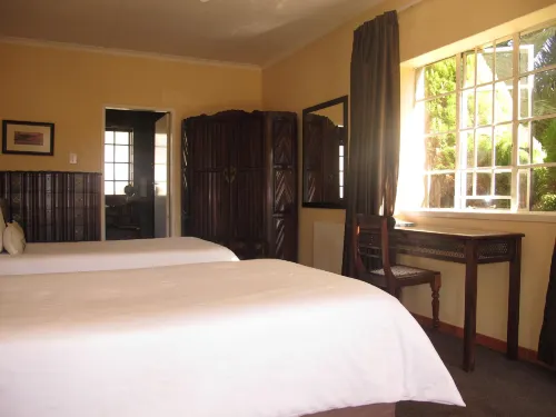 Aero Guest Lodge Kempton Park Rum Photos