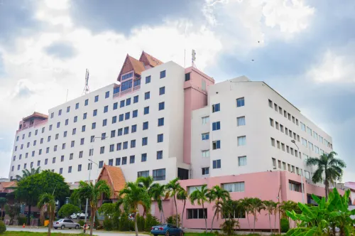 Songphanburi Hotel Außen Photos