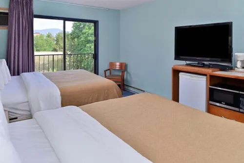 Canadas Best Value Inn and Suites Charlottetown Photos