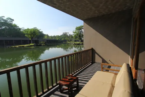 The Westlake Resort Jogja Dekat Hotel Photos