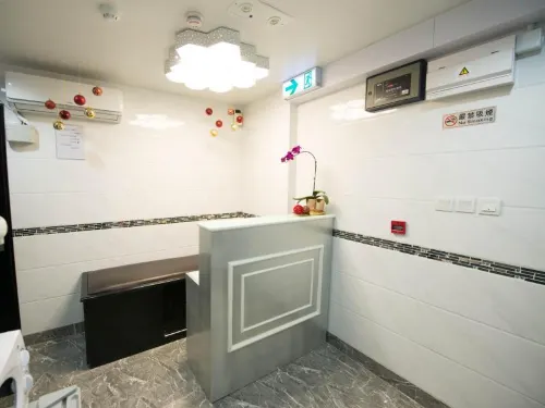 V Inn Area Publik Photos