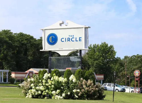 Circle Hotel Fairfield Photos