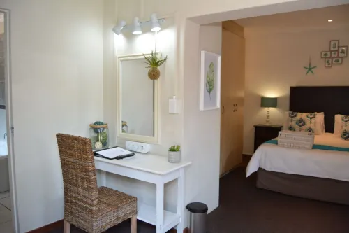 Aero Guest Lodge Kempton Park Photos