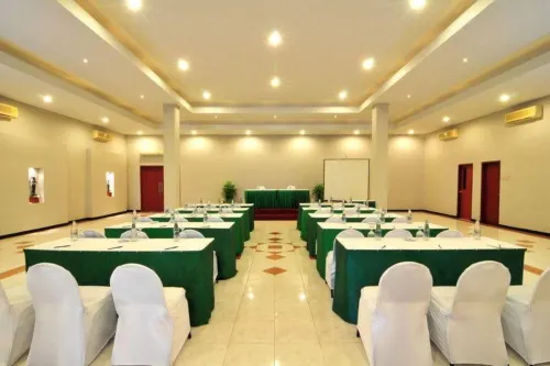 The Yani Hotel Bali Fasilitas Bisnis Photos