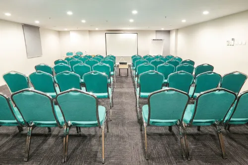 Hotel Citradream Tugu Yogyakarta Business Facilities Photos