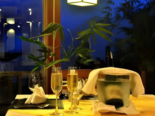 Hoi An Coco River Resort & Spa Restauranger Photos