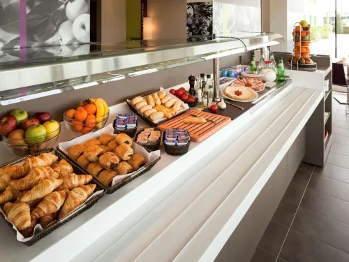 Hotel Ibis Styles Lleida Torrefarrera Ristorazione Photos