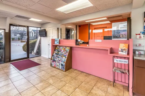 Motel 6 Arlington, TX - Uta Espaces publics Photos