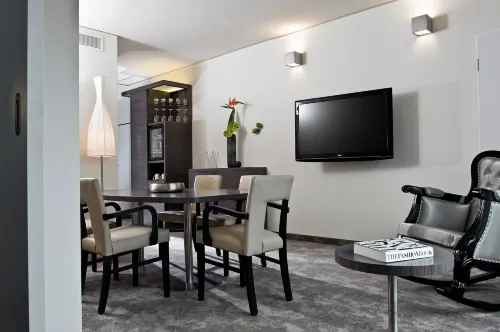 Arcotel John F Berlin Rooms Photos