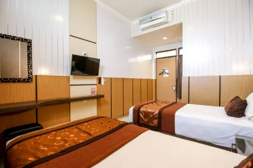Wisma GM Photos