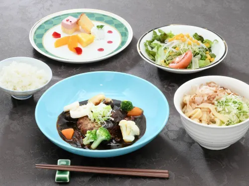 Hotel Nagoya Garden Palace Restauration Photos