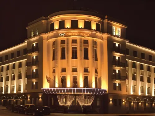 Crowne Plaza - Minsk, an IHG Hotel Extérieur Photos