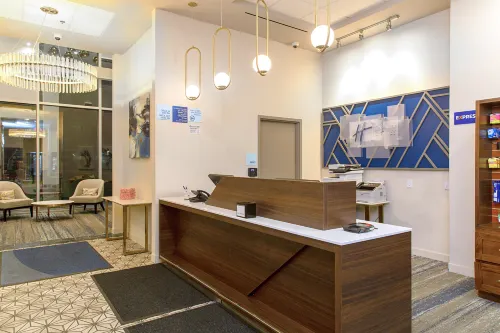 Holiday Inn Express New Rochelle Public Areas Photos