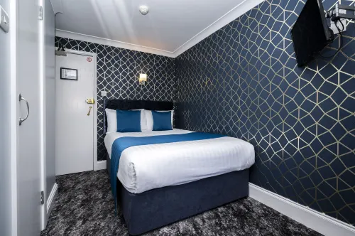 Mentone Hotel Photos