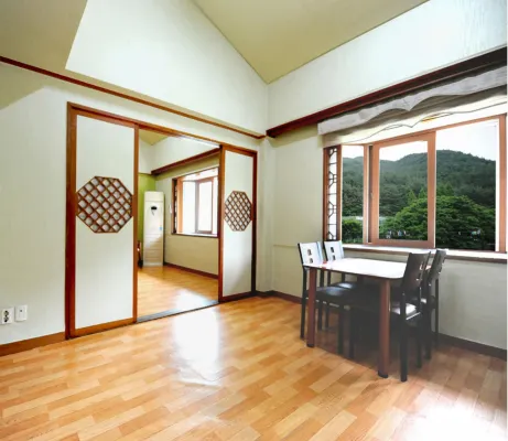 Gurye Little Prince Pension Kamar Photos