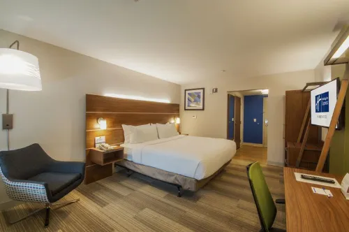 Holiday Inn Express Mira Mesa-San Diego Photos