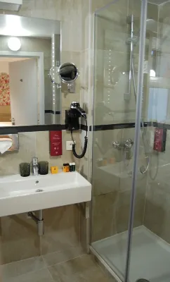 Grand Hotel Normandy by CW Hotel Collection Kamar Photos