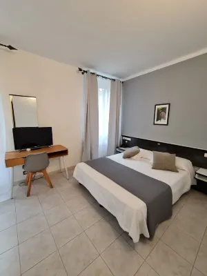Hotel Amalfitana Zimmer Photos