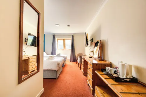 Onich Hotel & Lochside Beach Pods Photos