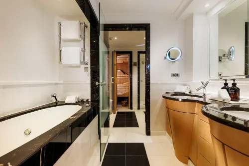Maison Messmer - Ein Mitglied der Hommage Luxury Hotels Collection Huoneet Photos