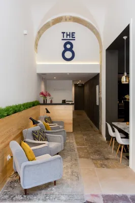 The 8 - Downtown Suites Area Publik Photos