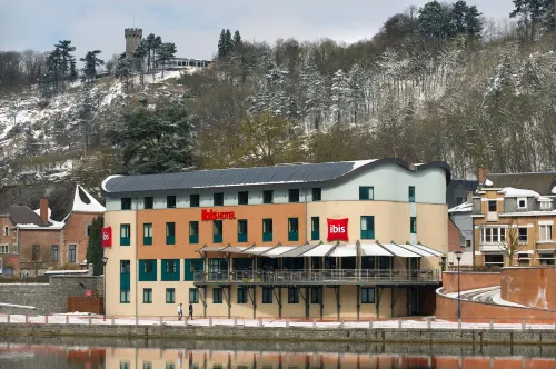 Hôtel Ibis Dinant Extérieur Photos