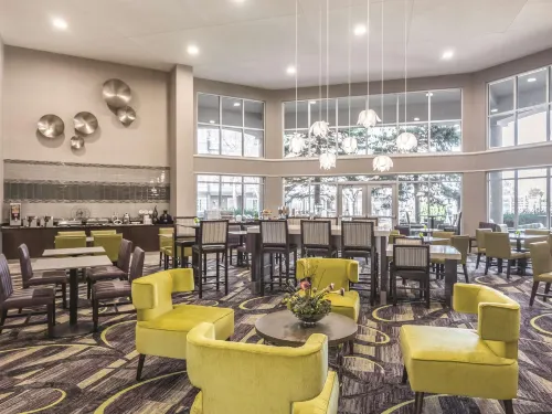La Quinta Inn & Suites by Wyndham Denver Tech Center Dining Photos