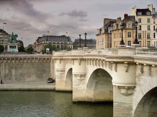 Hôtel Mercure Paris Opéra Grands Boulevards À proximité de l'hôtel Photos
