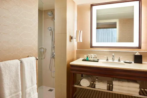 Sheraton Centre Toronto Hotel Rooms Photos