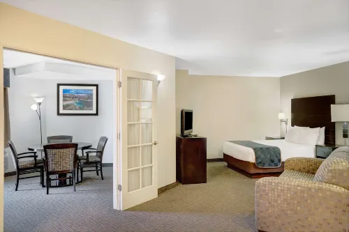 Days Inn & Suites by Wyndham Page Lake Powell Rooms Photos