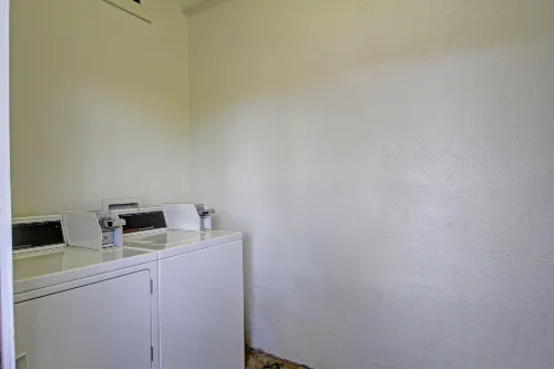 Motel 6 Edinburg, TX Public Areas Photos