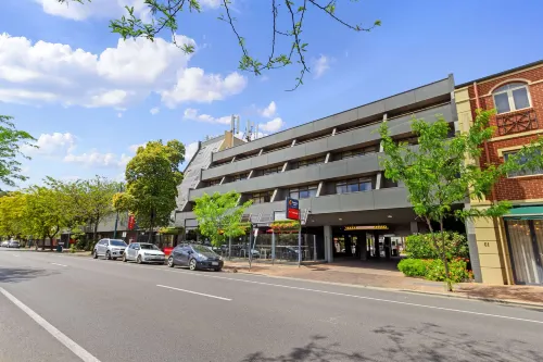 Comfort Hotel Adelaide Meridien Eksterior Photos