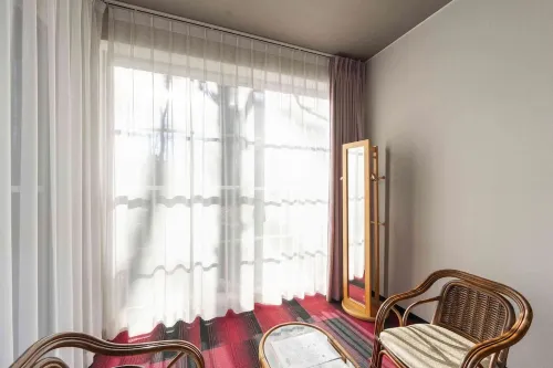 Fuji Syouei Kaikan Kamar Photos
