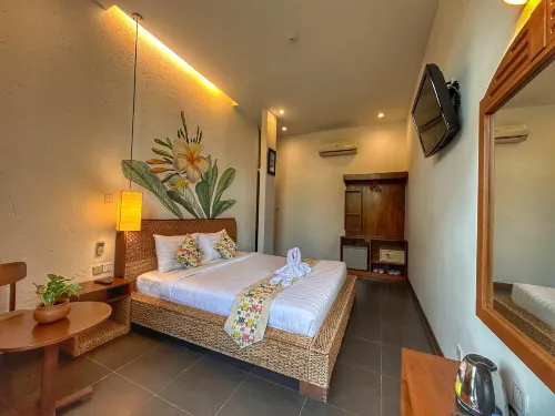 Monsoon Riverside Hotel Photos