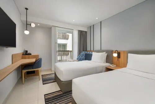 Holiday Inn Express Bali Sunset Road Rooms Photos