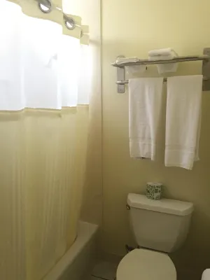 Beverly Inn Chambres Photos