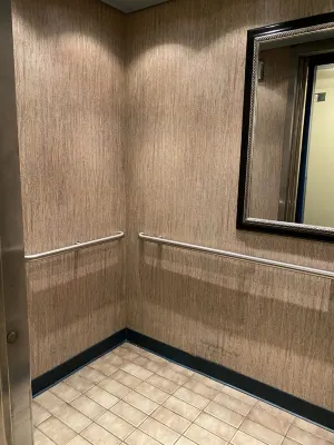 Royal Pacific Motor Inn Photos