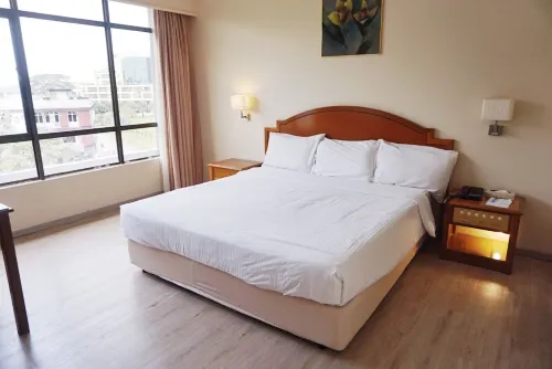 Kingwood Hotel Kuching Photos