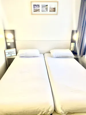 Brit Hotel Lyon Nord Dardilly Chambres Photos